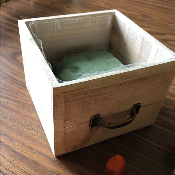 DIY Fall floral 🌺🍁🎃 arrangement ready to assemble ❣️❤️Bundle and $ave❤️ - Picture 6 of 8